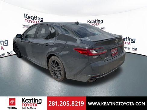 Certified 2025 Toyota Camry SE image 6