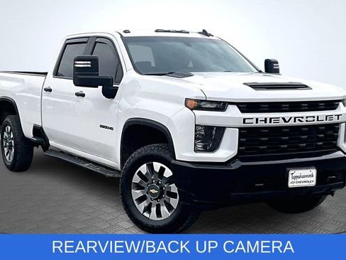 Used 2023 Chevrolet Silverado 2500 Custom w/ Custom Value Package image 3