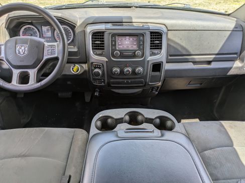 Used 2021 RAM 1500 Classic SLT AWD/4WD image 14