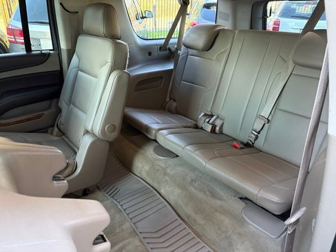 Used 2015 Chevrolet Suburban LTZ image 24