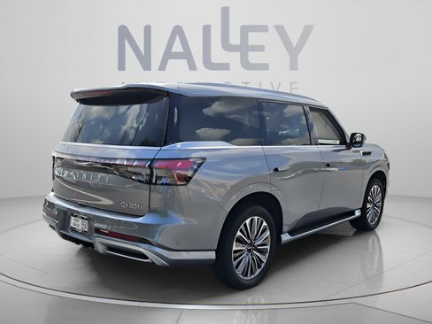 Used 2025 INFINITI QX80 Sensory AWD/4WD image 5