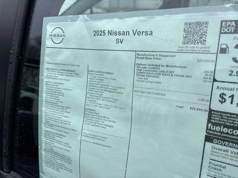 Used 2025 Nissan Versa SV w/ Trunk Package image 18