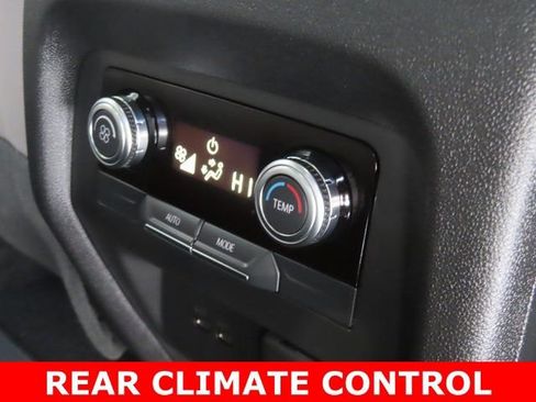 Used 2026 GMC Acadia Elevation image 27