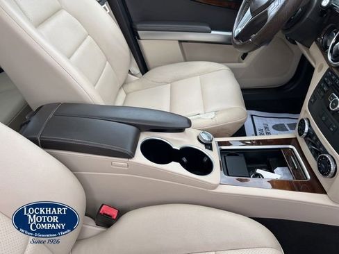 Used 2015 Mercedes-Benz GLK 350 2WD image 32