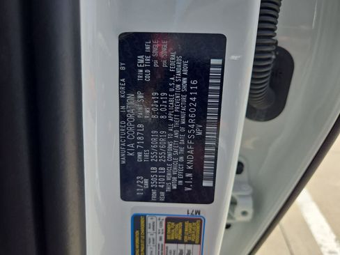 Certified 2024 Kia EV9 Wind AWD/4WD image 35