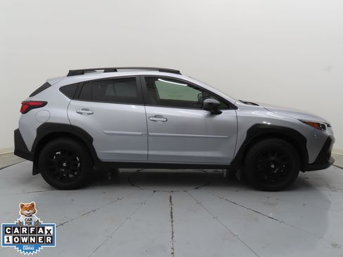 Used 2024 Subaru Crosstrek 2.0i Premium image 2