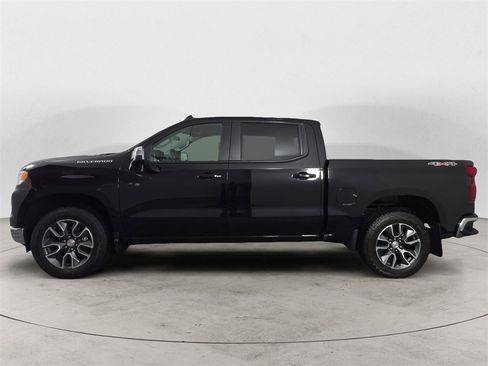 Certified 2025 Chevrolet Silverado 1500 LT image 2