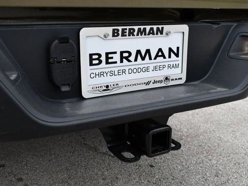 New 2026 Jeep Gladiator Sport image 8