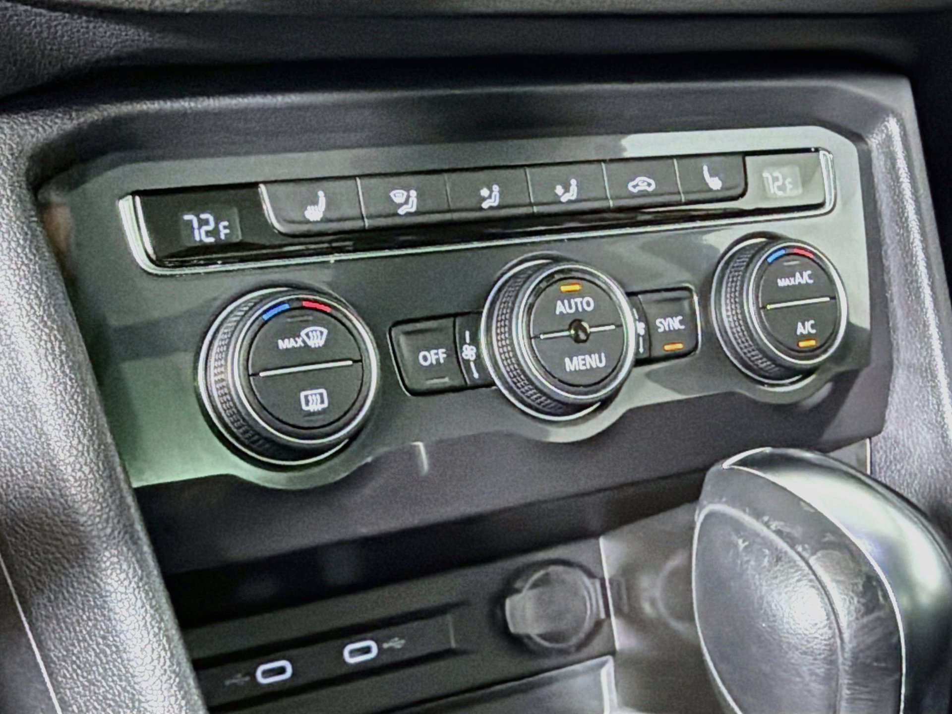 Certified 2021 Volkswagen Tiguan SE FWD image 15