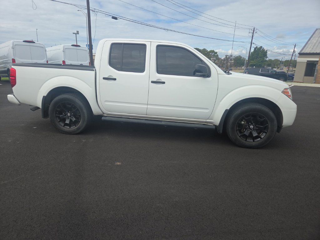 Used 2021 Nissan Frontier SV w/ Midnight Edition Floor Mats AWD/4WD image 24
