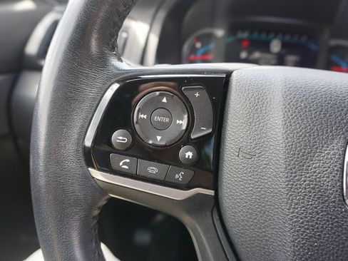 Used 2022 Honda Pilot Touring image 8