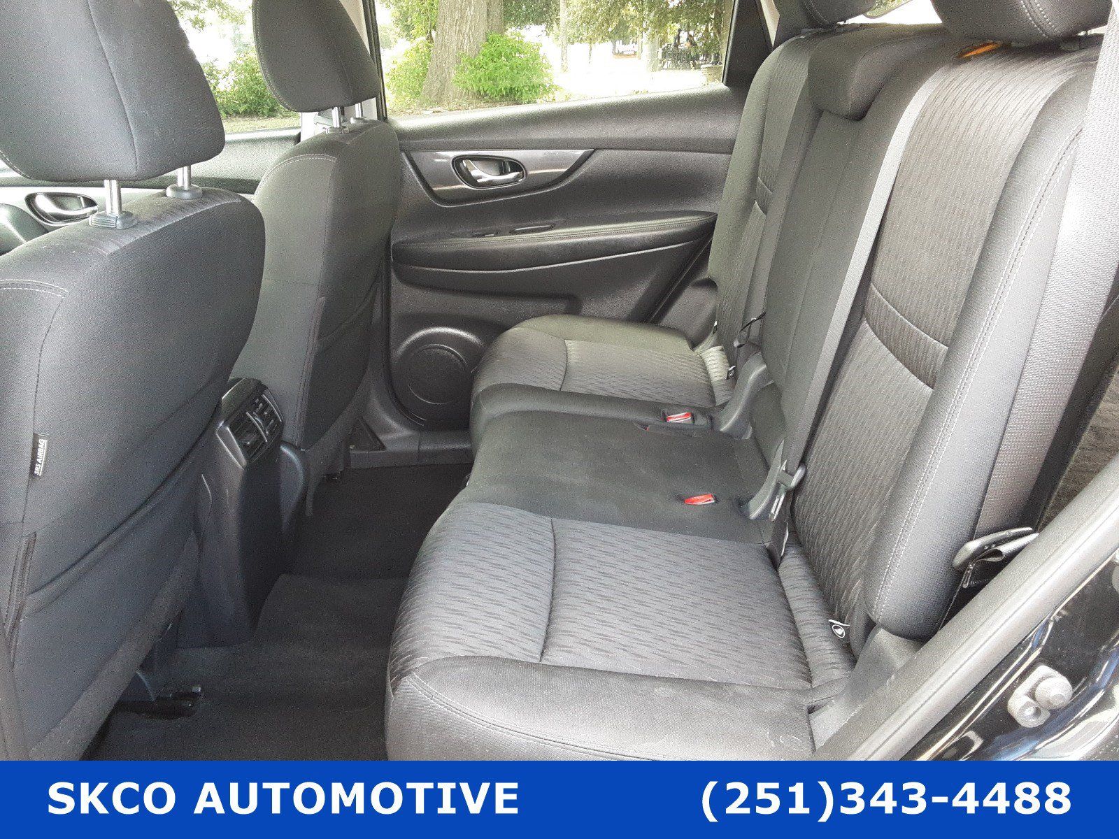Used 2018 Nissan Rogue SV FWD image 14