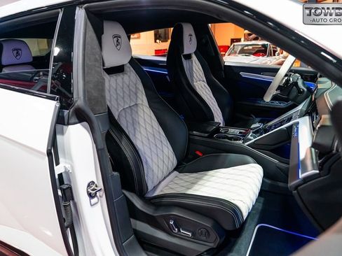 Used 2019 Lamborghini Urus AWD/4WD image 1