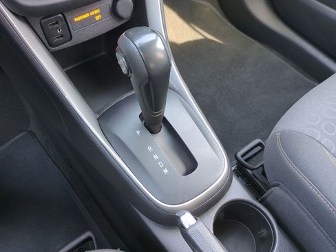 Used 2022 Chevrolet Trax LS w/ Tint and Cruise Package image 15