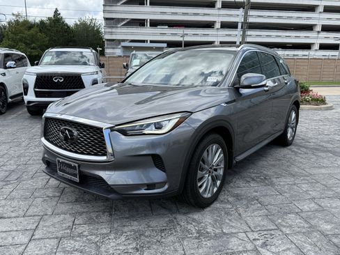 Certified 2023 INFINITI QX50 Luxe FWD image 3