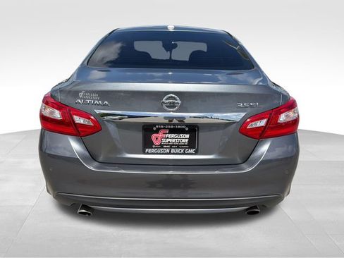 Used 2016 Nissan Altima 3.5 SL FWD image 6