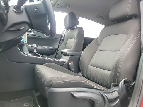 Used 2017 Kia Sportage LX image 7