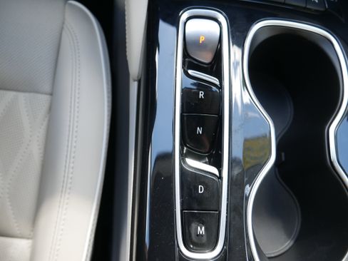 Used 2023 Buick Envision Avenir AWD/4WD image 25