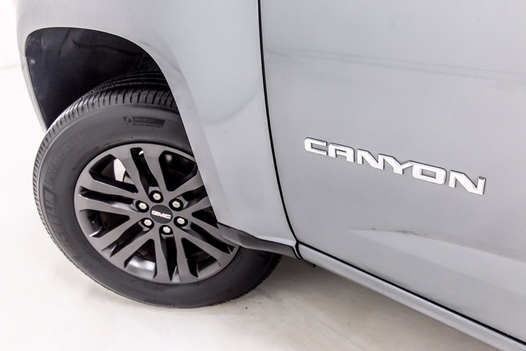 Used 2020 GMC Canyon SLE w/ Elevation Edition RWD image 13