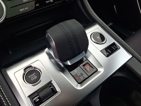 New 2026 Jaguar F-PACE R-Dynamic S image 13