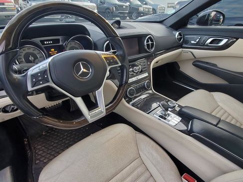 Used 2013 Mercedes-Benz SL 550 image 6