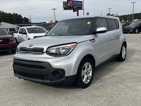 Used 2018 Kia Soul image 3