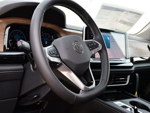 New 2026 Volkswagen Atlas SE AWD/4WD image 11