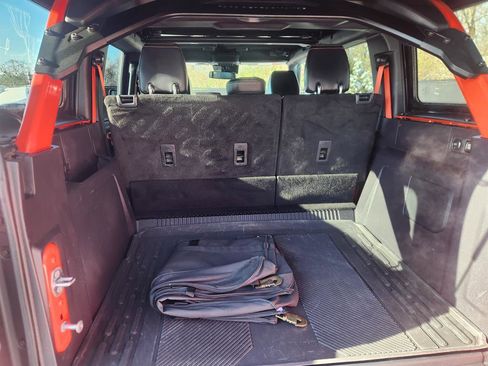 Used 2023 Ford Bronco Raptor image 19