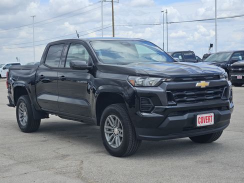 New 2026 Chevrolet Colorado LT RWD image 2