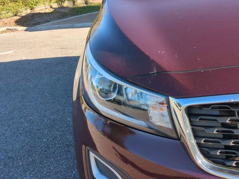 Used 2020 Kia Sedona EX image 10