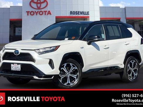 Certified 2022 Toyota RAV4 XSE AWD/4WD image 1