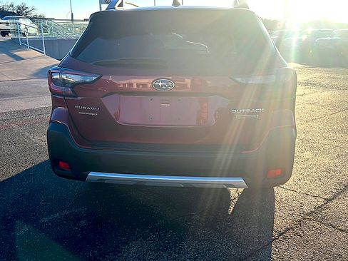 Used 2023 Subaru Outback Touring image 5