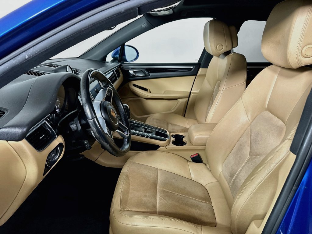 Used 2017 Porsche Macan AWD/4WD image 8