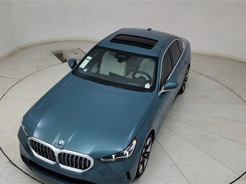 Used 2026 BMW 540i xDrive image 82