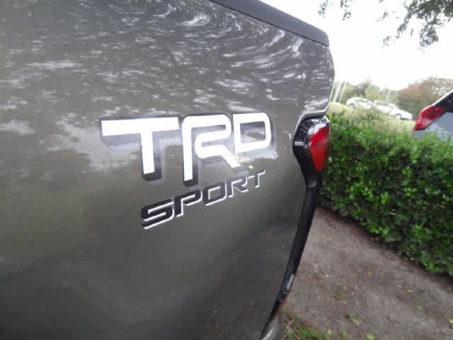 Used 2024 Toyota Tacoma TRD Sport AWD/4WD image 8