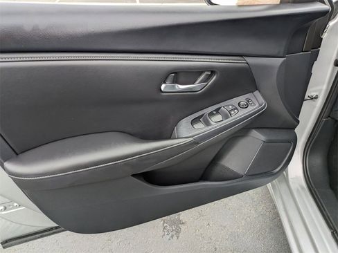 Used 2023 Nissan Sentra SV image 15
