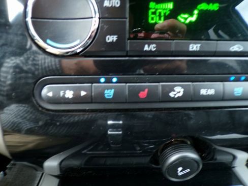 Used 2012 Ford Expedition Limited image 33