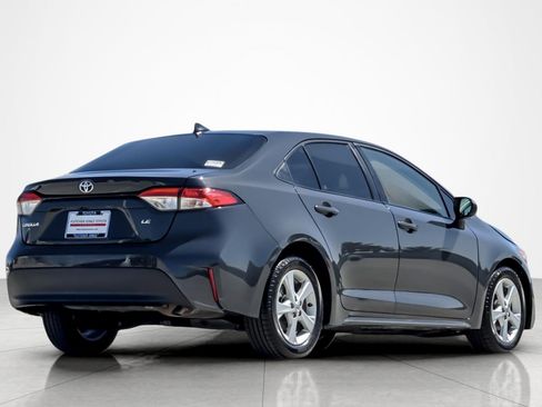 Used 2023 Toyota Corolla LE FWD image 5