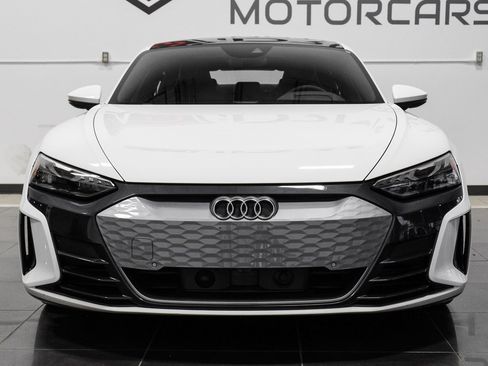 Used 2022 Audi e-tron GT Premium Plus image 7