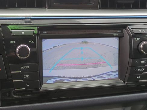 Used 2015 Toyota Corolla S image 22