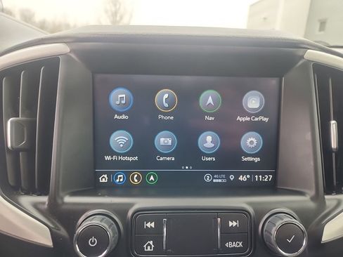 Used 2023 GMC Terrain SLT w/ Infotainment Package II image 23