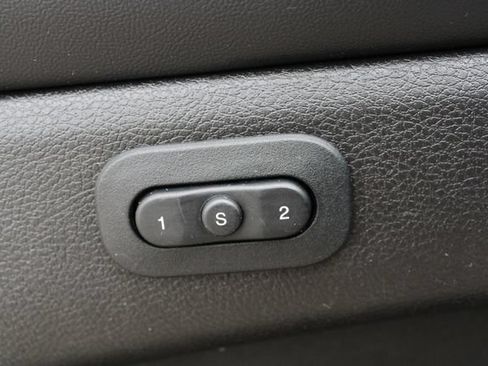 Used 2021 Jeep Grand Cherokee Limited AWD/4WD image 4