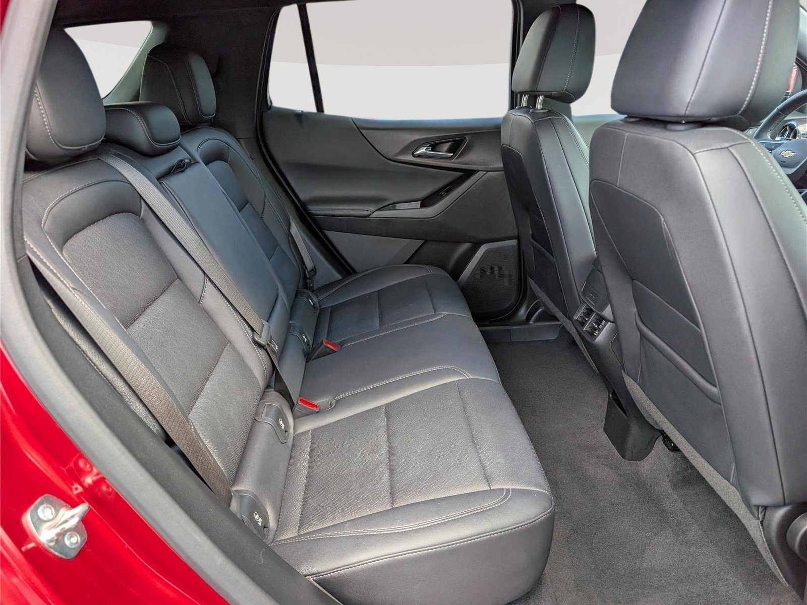 Used 2025 Chevrolet Equinox LT w/ Convenience Package II FWD image 12