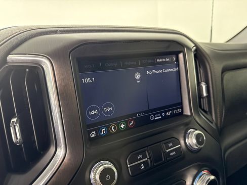 Used 2021 GMC Sierra 2500 AT4 w/ Gooseneck/5TH Wheel Package AWD/4WD image 19