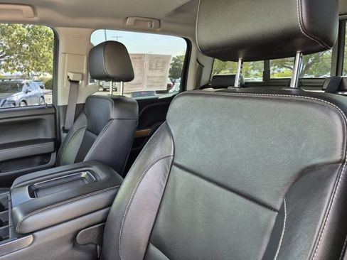 Used 2019 Chevrolet Silverado 2500 LTZ w/ Duramax Plus Package AWD/4WD image 18