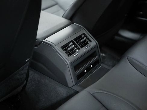 New 2026 Porsche Panamera image 28