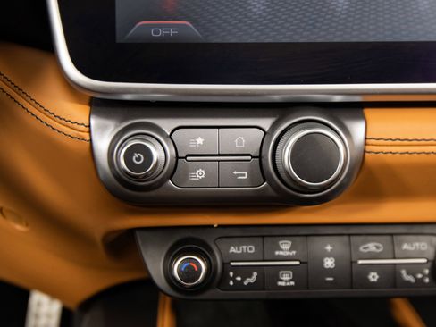 Certified 2023 Ferrari Portofino M RWD image 27