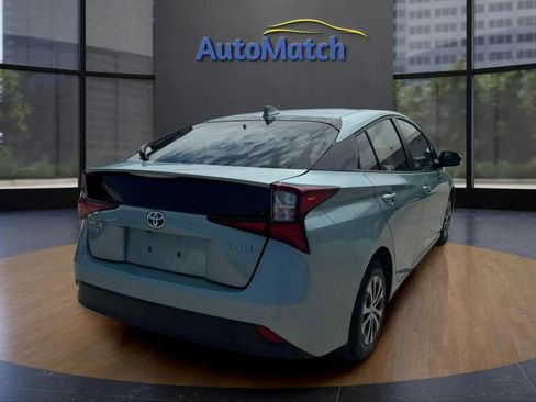 Used 2021 Toyota Prius LE AWD/4WD image 11