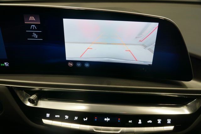 Certified 2024 Cadillac Lyriq Tech AWD/4WD image 24