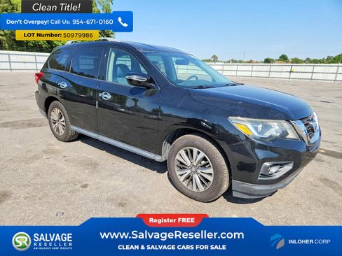 Used 2017 Nissan Pathfinder SV FWD image 5